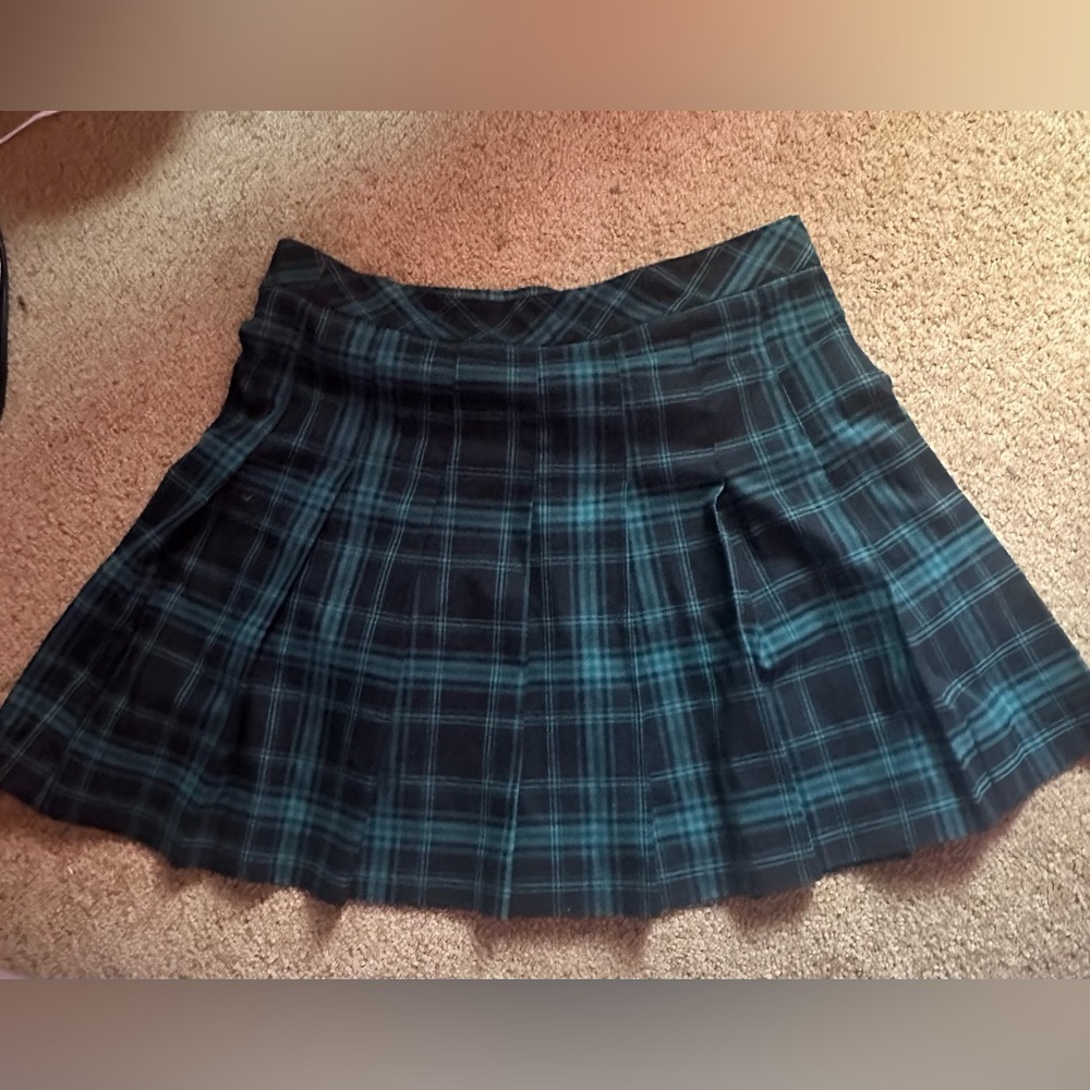 H&M divided green plaid skirt size 10